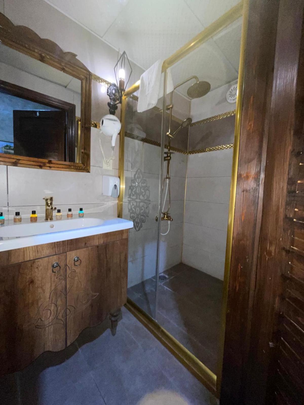 Lariva Konaklari Sanliurfa Bagian luar foto